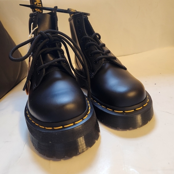 Dr. Martens 101 Quad boots size 7 BNWOB - Picture 5 of 10